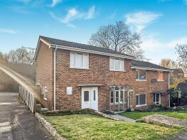 4, Rowan Grove, Dursley GL11 4DY