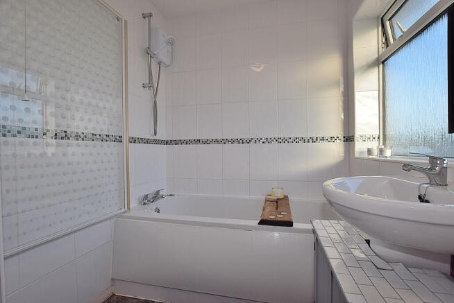 bathroom alt_01