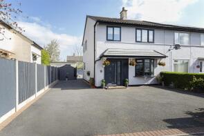 8, Gisbourne Road, Bradley, Huddersfield HD2 1SD
