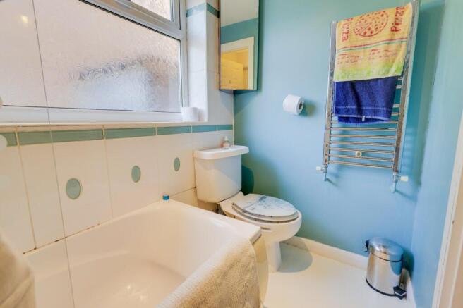 1 bed Flat for sale Image 8