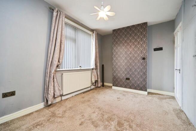 3 bed Semi-Detached for sale Image 9