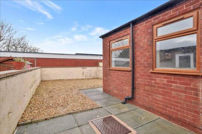 Chorley Road, Heath Charnock, Chorley photo 4