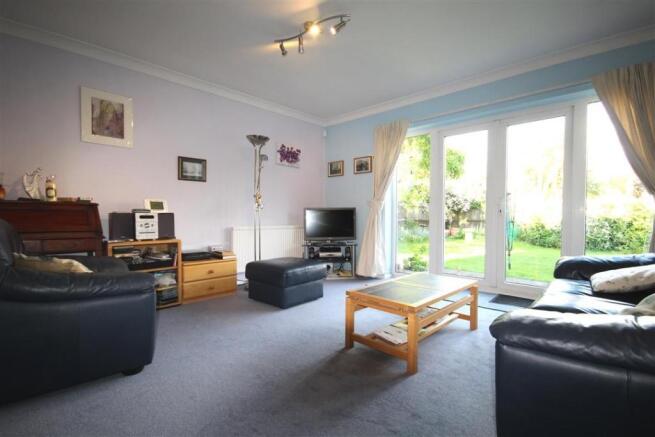Living room 2