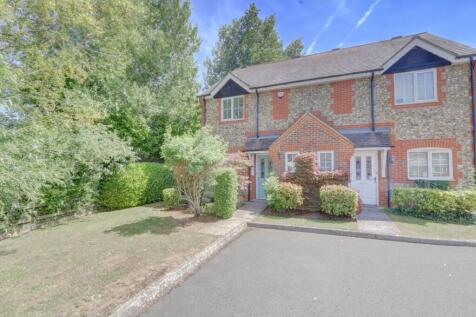 Toll Bar Corner, Longwick, Princes Risborough, HP27
