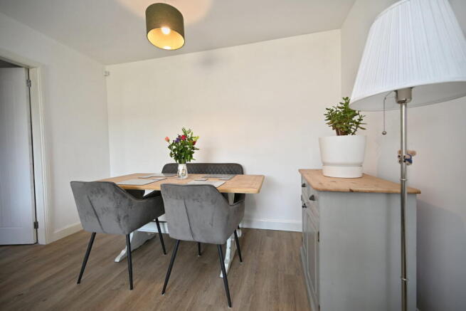 2 bed Semi-Detached Bungalow for sale Image 4