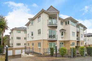 Flat 15, 8 10 Ocean Breeze, Studland Road, Bournemouth BH4 8JJ