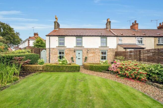 ViewofPropertyFront2