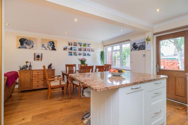 16 The Oval-The-Oval-Guildford-semi-detached-house