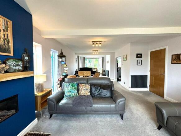 Living room / dinning room , open plan