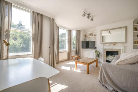 Fulham Palace Road, London, SW6