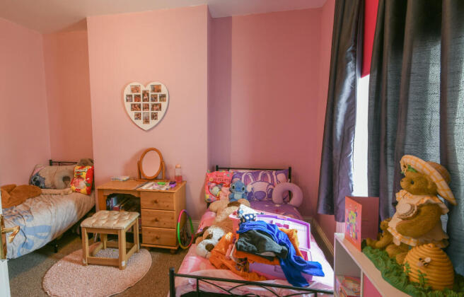 3 bed Terraced for sale Image 12