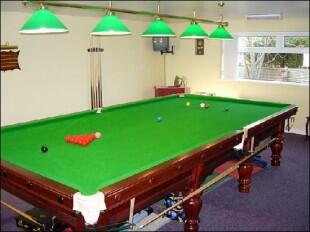 GAMES  ROOM