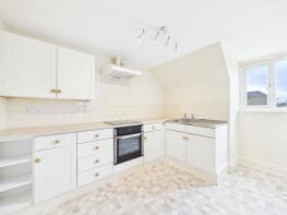 Flat 3, 25, The Square, Holsworthy EX22 6AN