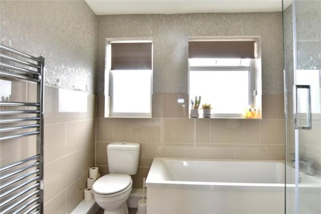 3 bed Semi-Detached for sale Image 9