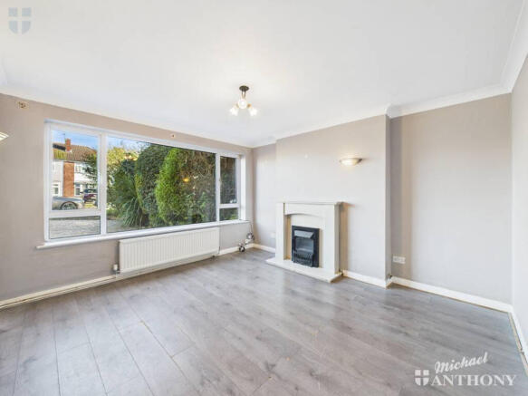 CAM03218G0-PR0848-STILL007-thumbnail-h750-70