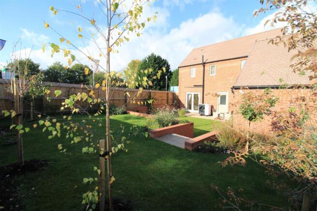 Garden 2..jpg