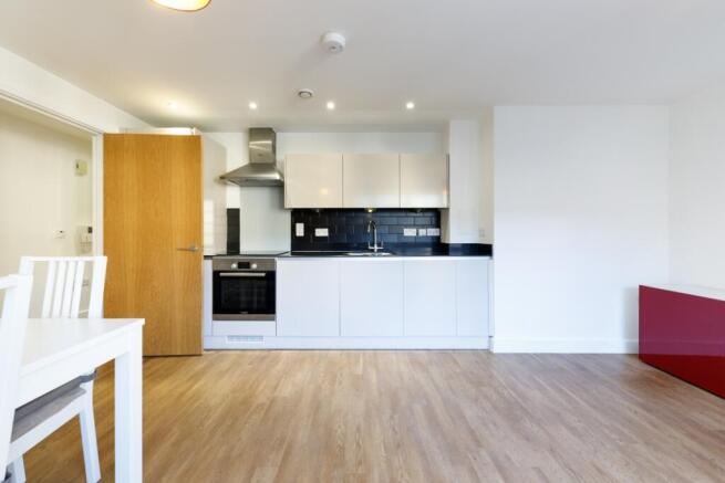 Mildmay Avenue 10...