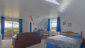 Wayside, Chittoe Heath, Bromham SN15 2EH