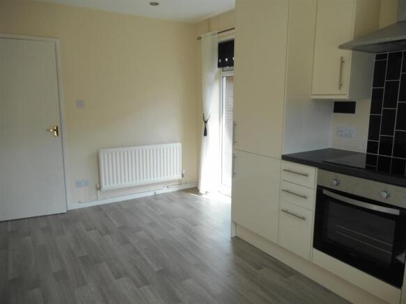 kitchen 3.JPG