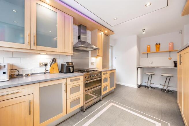 Kitchen/Breakfast Ro