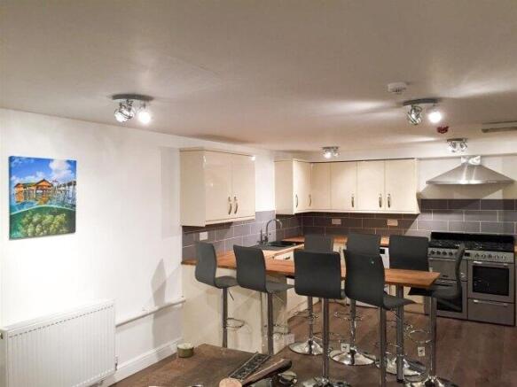 derby-road-ng7-1lr-1056612