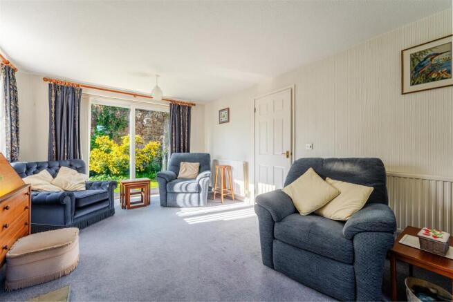 11A Barnard's Close Yatton Bristol BS49 4HZ 6.jpg