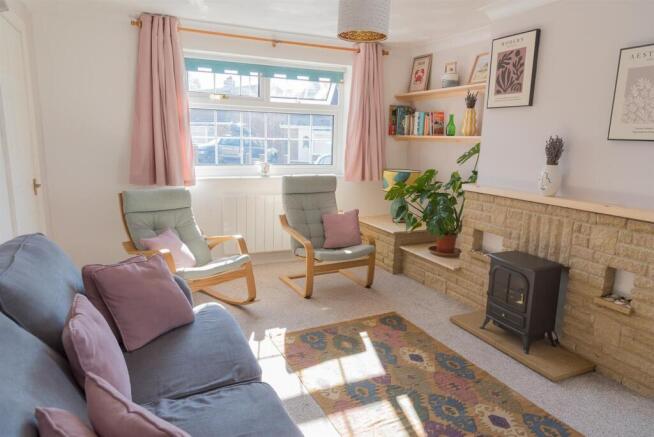 2 bed Detached Bungalow for sale Image 6