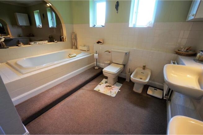 Master En-suite