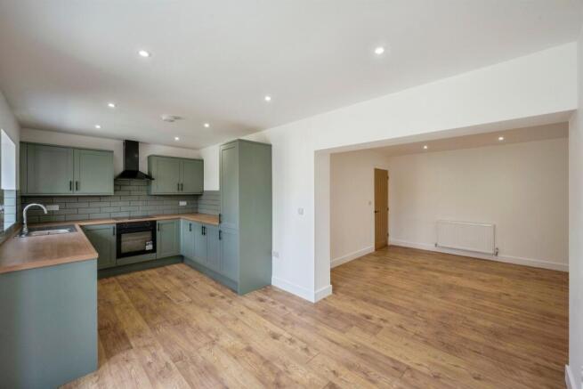 3 bed Detached Bungalow for sale Image 5