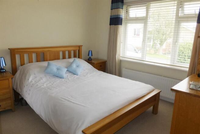 Bed 1.JPG