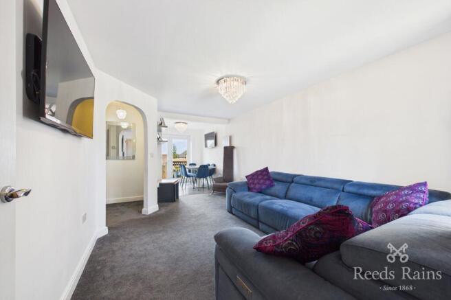 3 bed Detached for sale Image 5