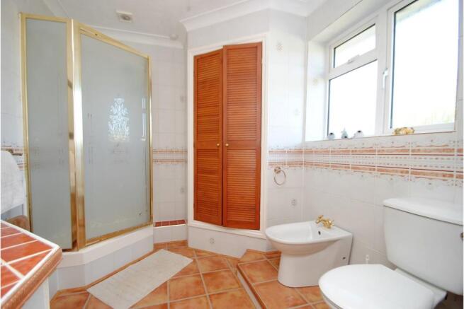 Master En-suite