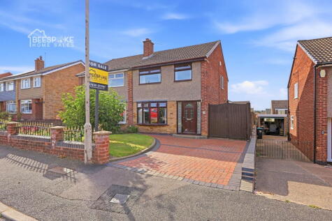Raylawn St, Mansfield