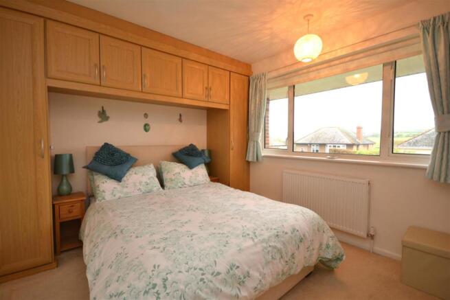 Bedroom 1 a.jpg