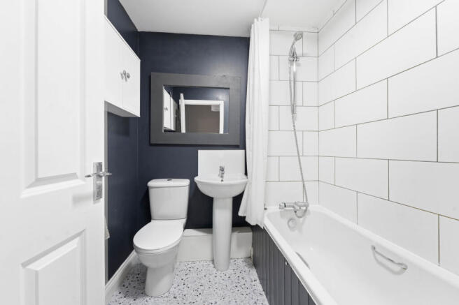 2 bed Semi-Detached for sale Image 12