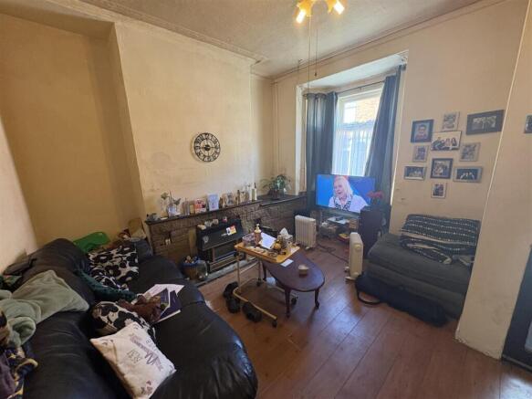Front room.jpeg