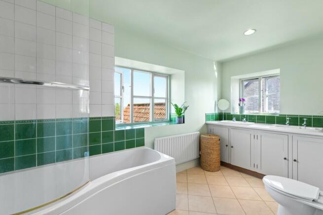 Family bathroom
