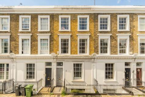 Hanover Gardens, Oval
