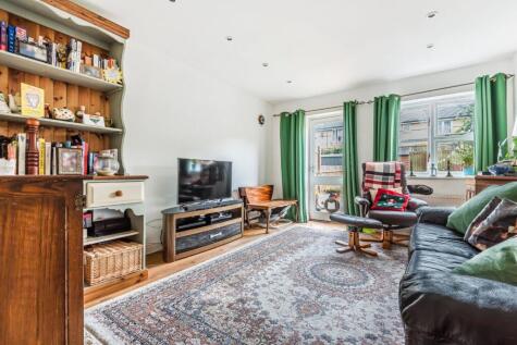 Commercial Way, Peckham, London, SE15