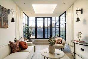 98, Draycott Avenue, London SW3 3AD
