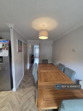4 bed End of Terrace to rent Image 4