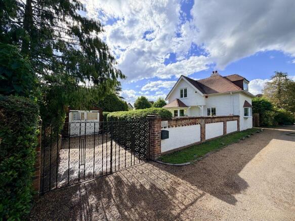 Riversdale - Rare Opportunity photo 4