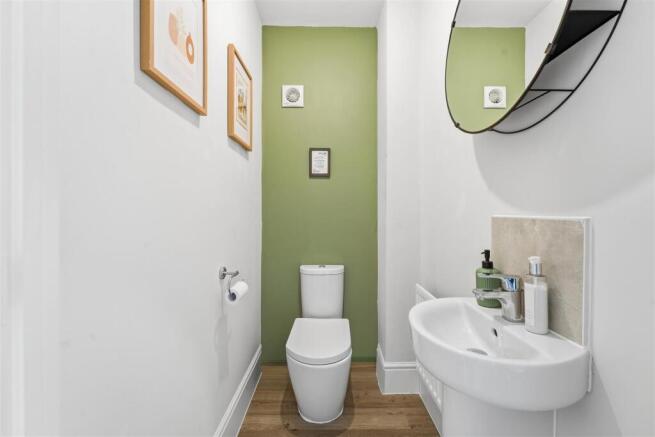 2 bed Terraced for sale Image 8