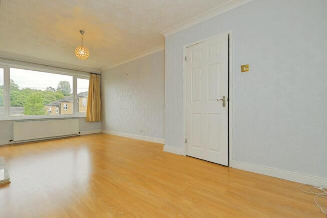 3 bed Semi-Detached Bungalow for sale Image 9