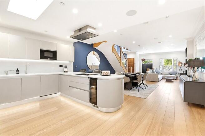 Kitchen/Reception