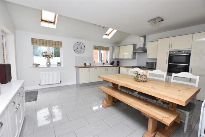 LIVING DINING KITCHEN