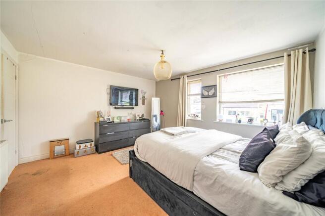 3 bed Detached for sale Image 11