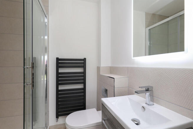 En Suite - Bedroo...