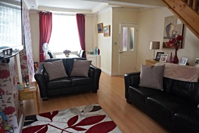 Lounge/Dining Room