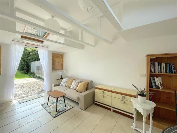 Summer House : Office .jpeg